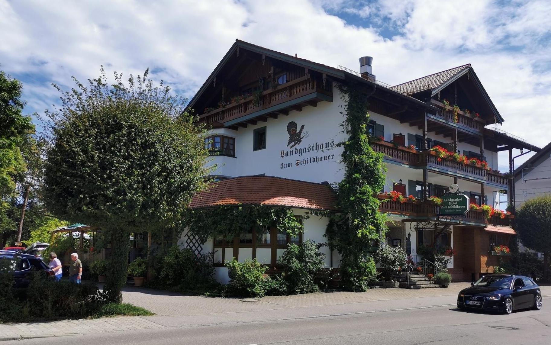 Hotel Landgasthof Zum Schildhauer Halfing Exterior photo